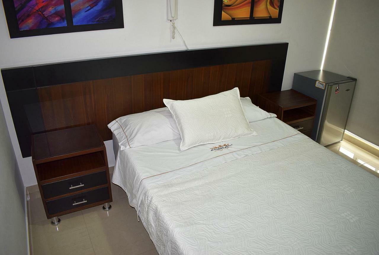 יופאל Hotel Sophia Real מראה חיצוני תמונה