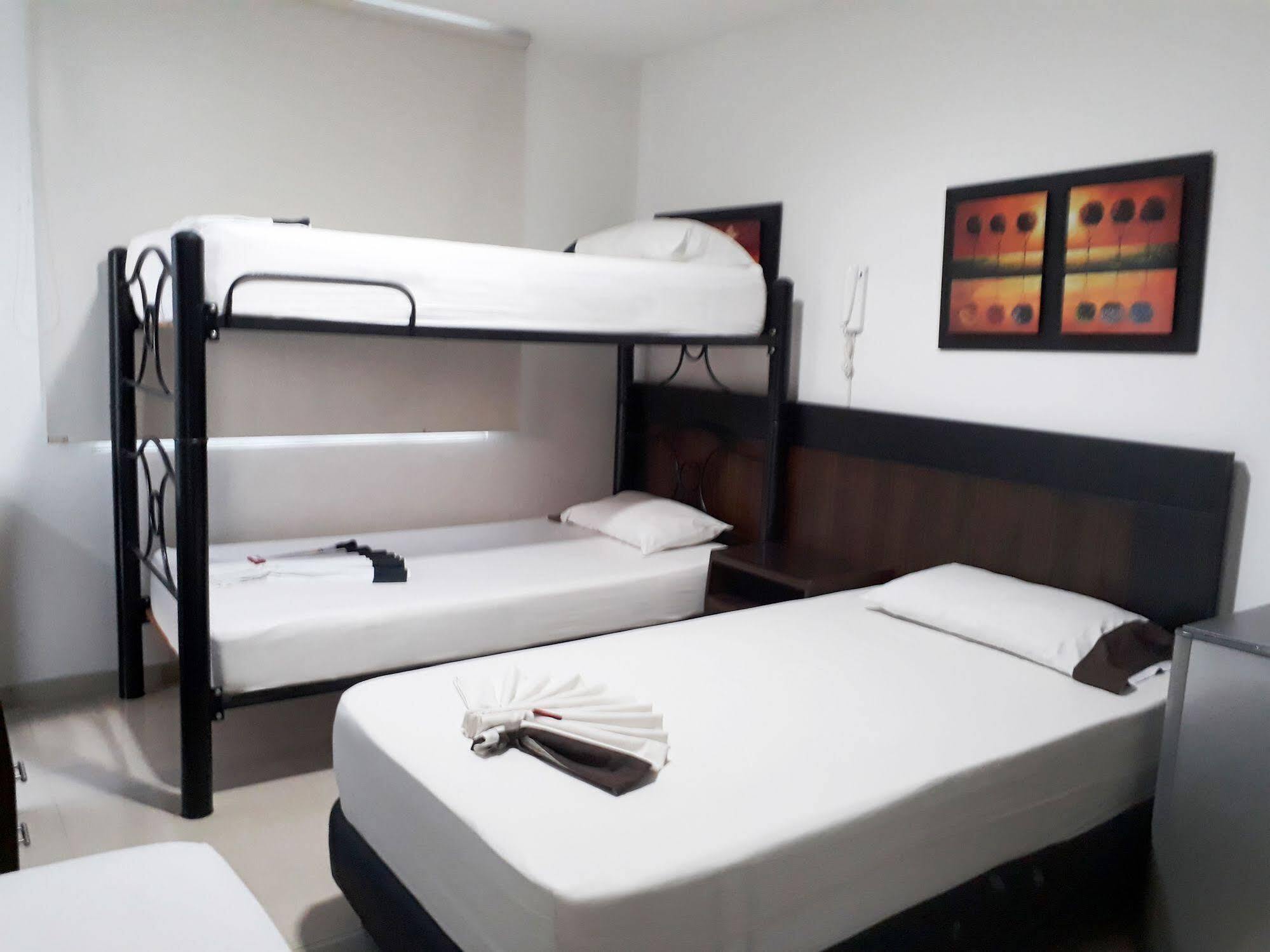 יופאל Hotel Sophia Real מראה חיצוני תמונה