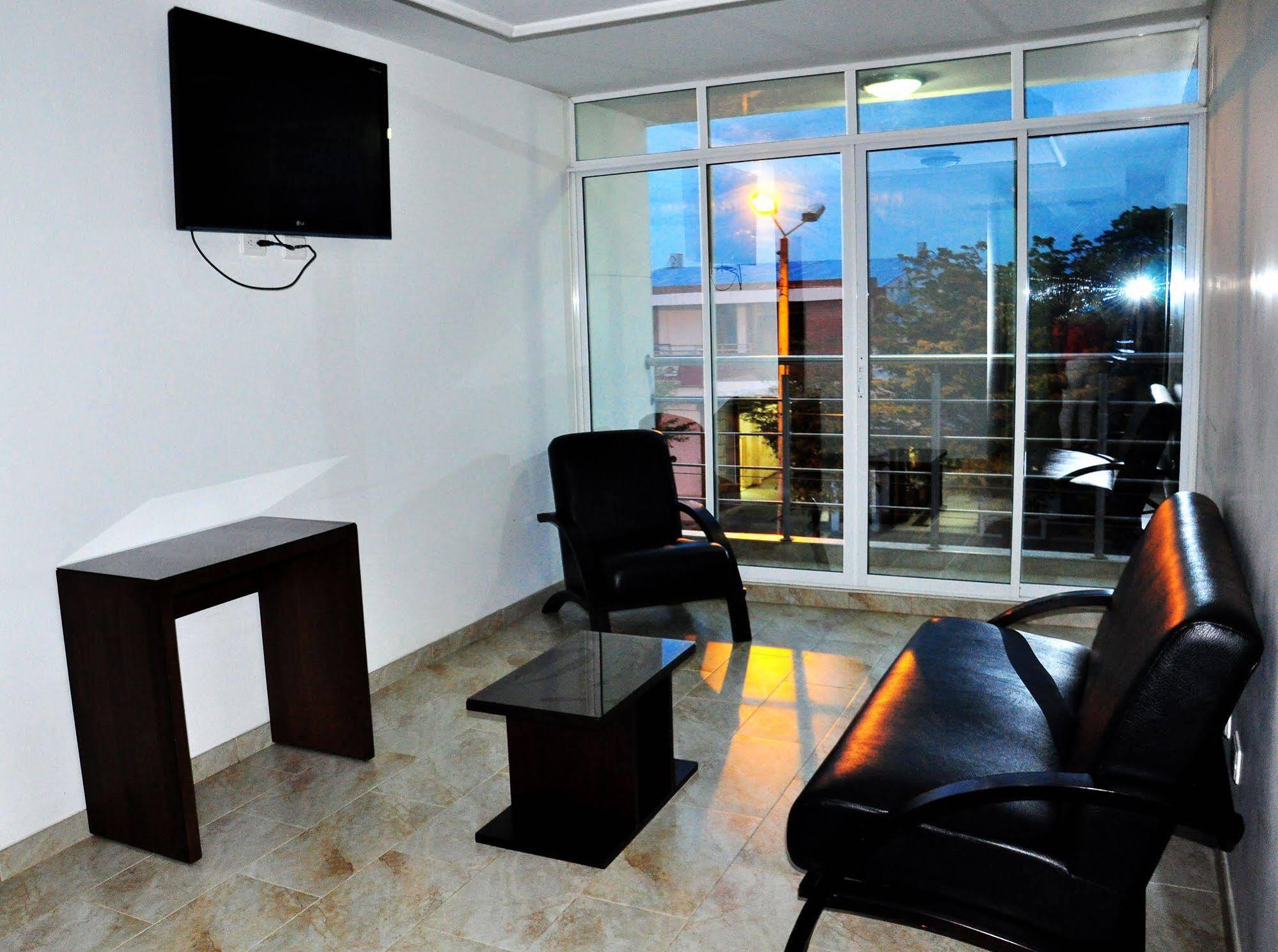 יופאל Hotel Sophia Real מראה חיצוני תמונה